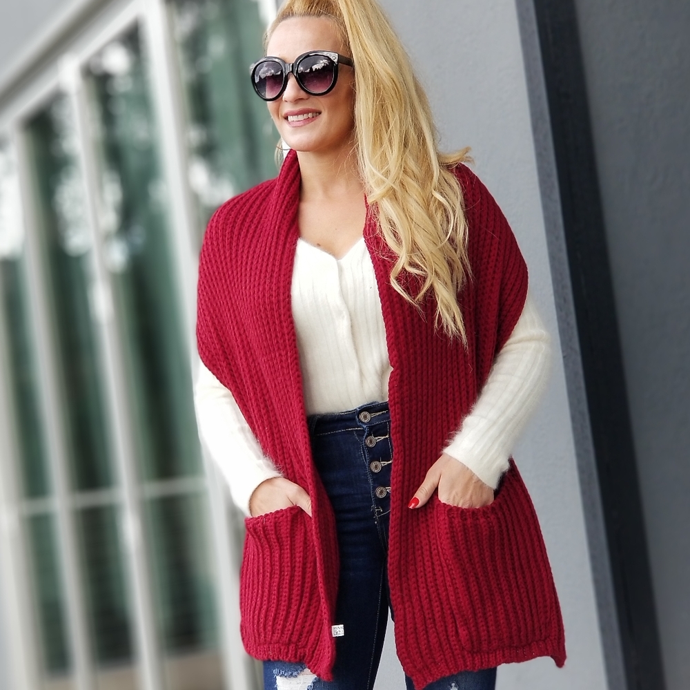 CASUAL DOLLZ Knit Scarf with Pockets -Muffler - Picture 2 of 5